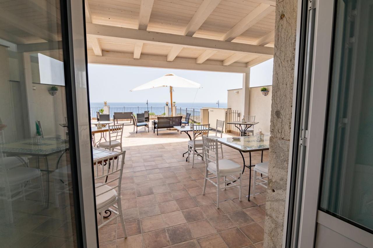 B&B Ottocento Sul Mare Nizza di Sicilia Exterior photo
