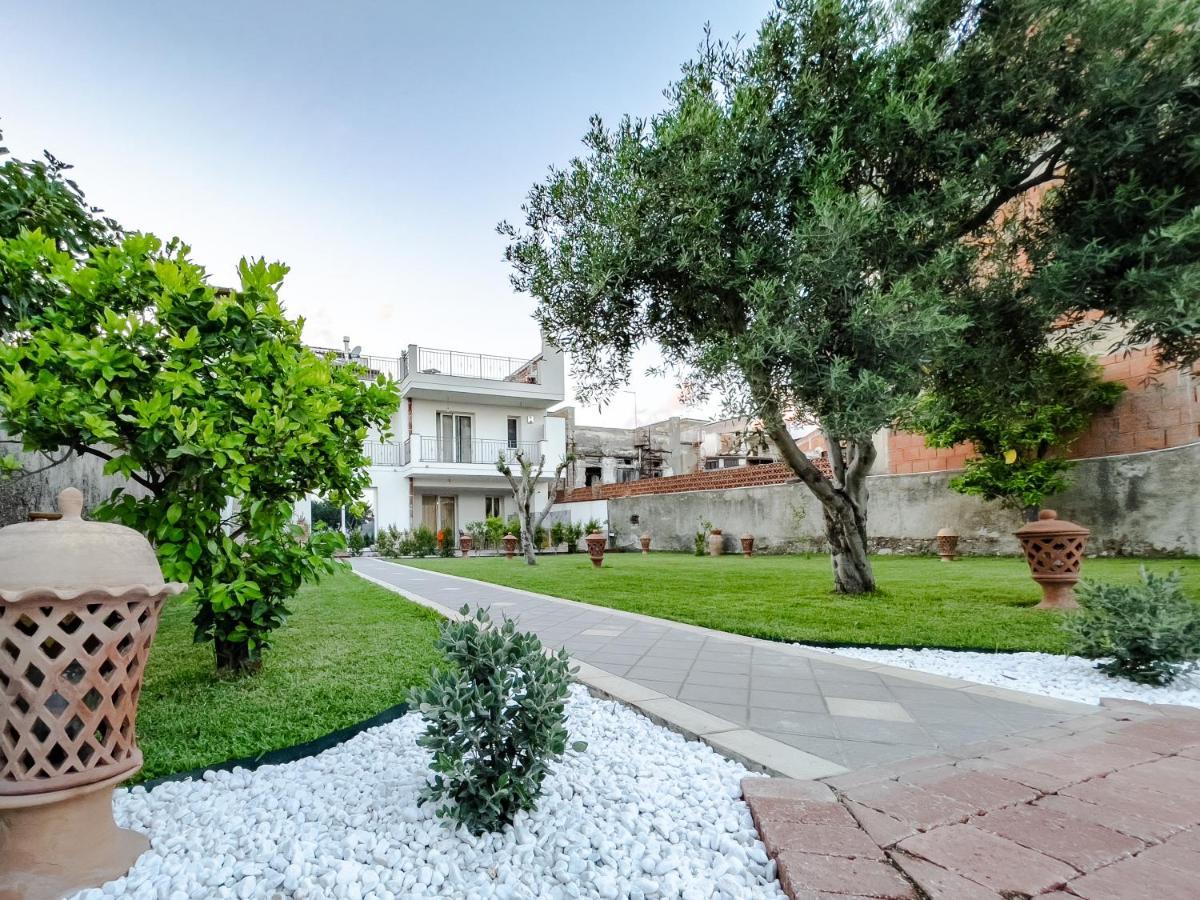 B&B Ottocento Sul Mare Nizza di Sicilia Exterior photo